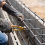 barra-de-aco-no-local-de-construcao (1)